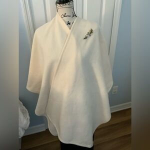 NWOT fleece wrap